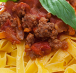 TAGLIATELLES BOLOGNAISE